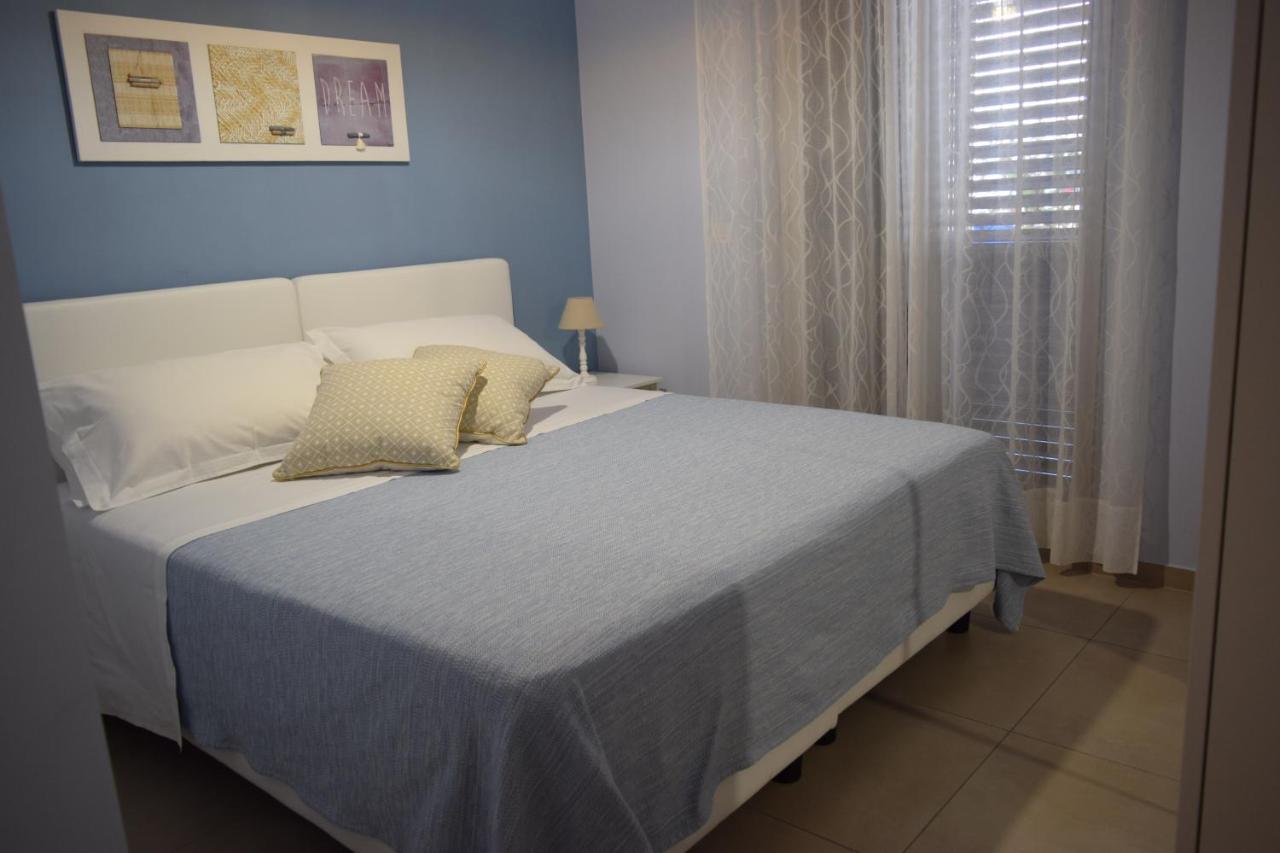 Casa Vacanze Lombardo Santa Teresa Di Riva Exteriér fotografie
