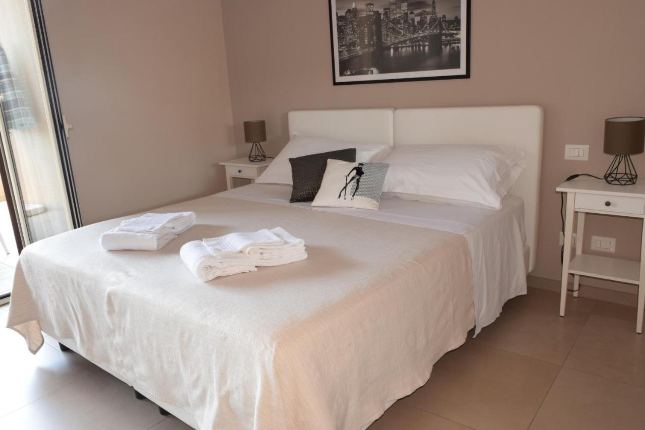 Casa Vacanze Lombardo Santa Teresa Di Riva Exteriér fotografie